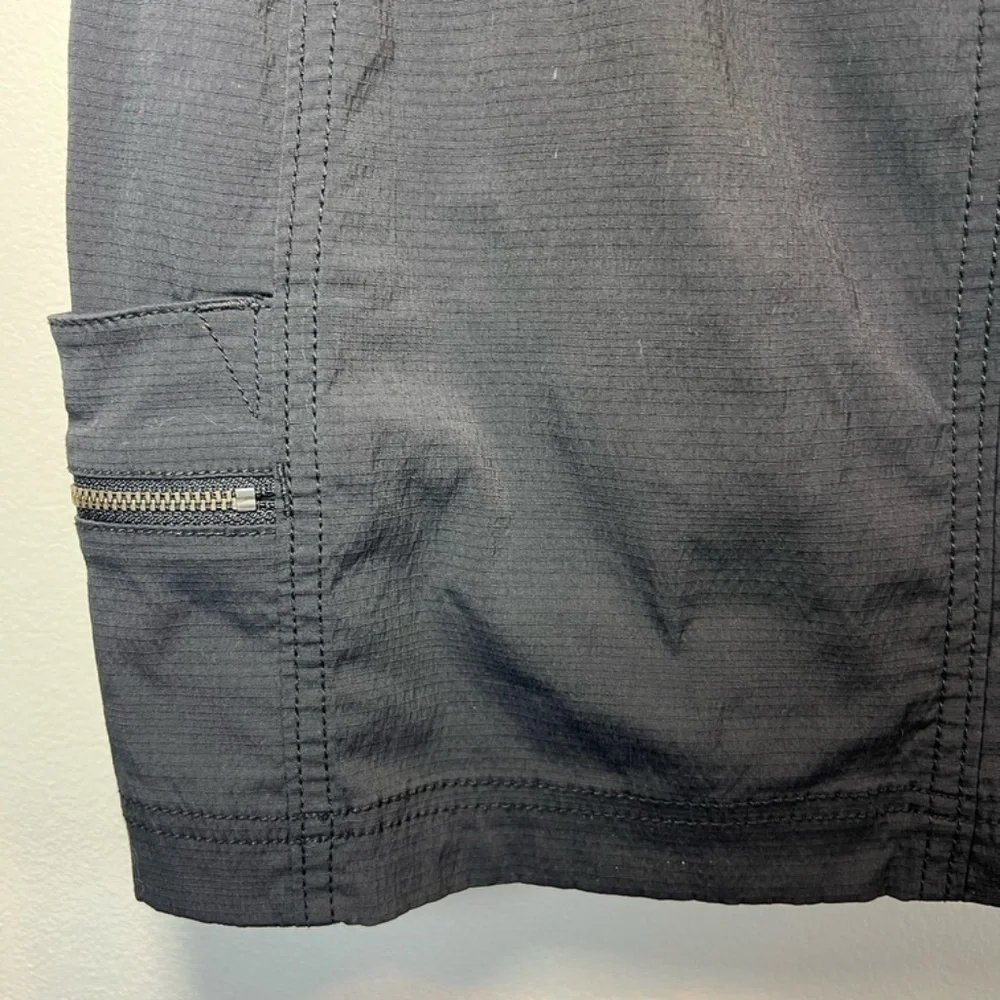 Athleta Trekkie Nylon Cargo Skort Black Pockets Shorts Lined Hiking Golf  Size 6